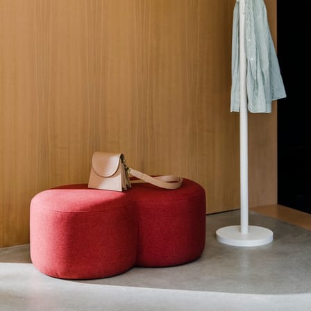 Sitzkissen Umbo textil rot / 88 x 50 x H 36,5 cm - NOO.MA