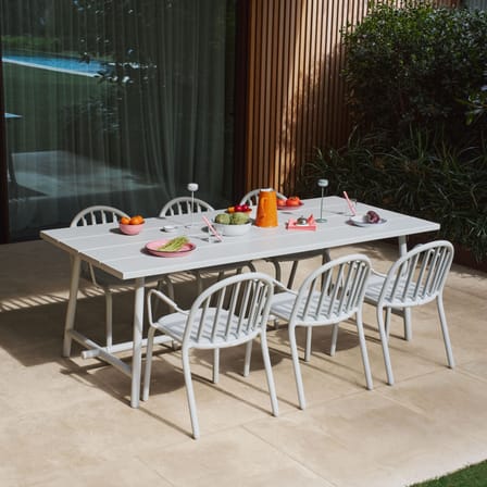 Table rectangulaire Fred's métal marron / 220 x 100 cm - 6 à 8 personnes - Fatboy