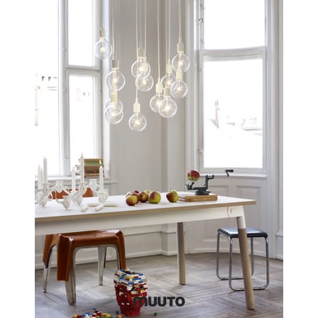 Suspension E27 plastique beige / Silicone - Ampoule incluse - Muuto