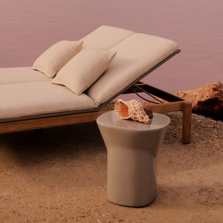 Table d'appoint Egadi / 37 x 41 x H 46 cm, ciment émaillé - Unopiu