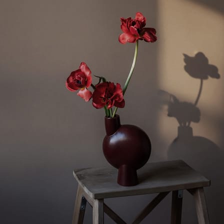 Vase Sphere Buble Medium céramique bordeaux / H 26 cm - 101 COPENHAGEN