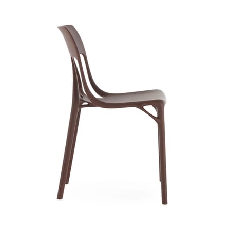 Chaise empilable A.I. Lite plastique marron / Conçu par intelligence artificielle - Recyclé - Kartell