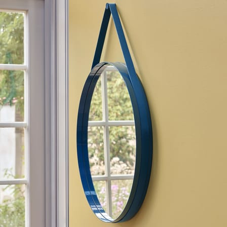 Miroir mural Strap n°2 métal gris / Ø 70 cm - Sangle en tissu - Hay