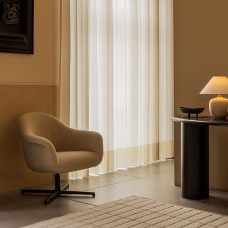 Fauteuil pivotant Harbour tissu beige - Audo Copenhagen