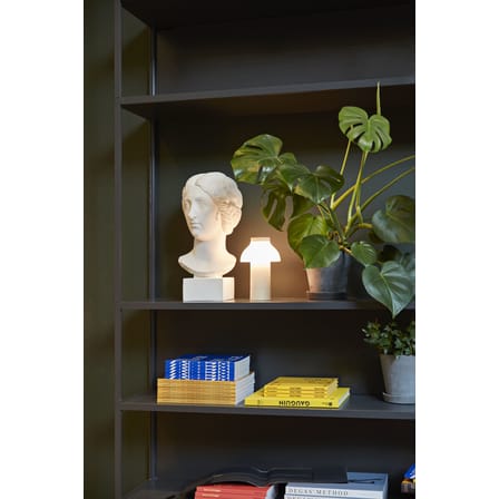 Lampe extérieur sans fil rechargeable PC Portable plastique beige blanc / Pierre Charpin - Hay