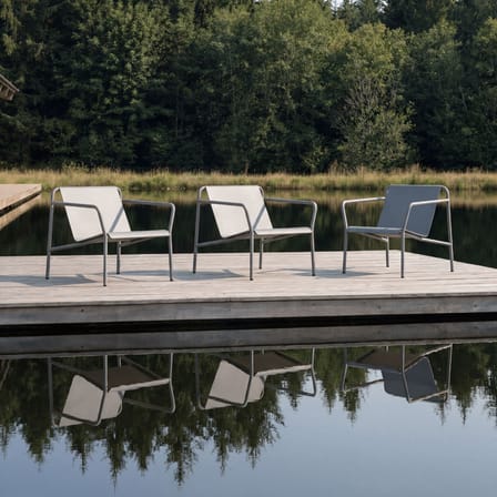 Fauteuil bas Panorama métal gris - TIPTOE