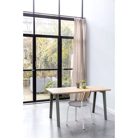 Bureau New Modern bois noir / 150 x 70 cm - Chêne éco-certifié - TIPTOE