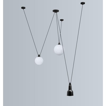 Suspension Acrobate N°325 verre blanc / Lampe Gras - 3 abat-jours Ø 25 cm - DCW éditions
