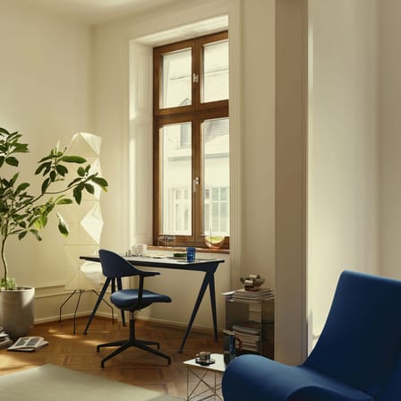 Fauteuil pivotant Mynt Soft tissu bleu / Assise & dossier rembourrés - Vitra