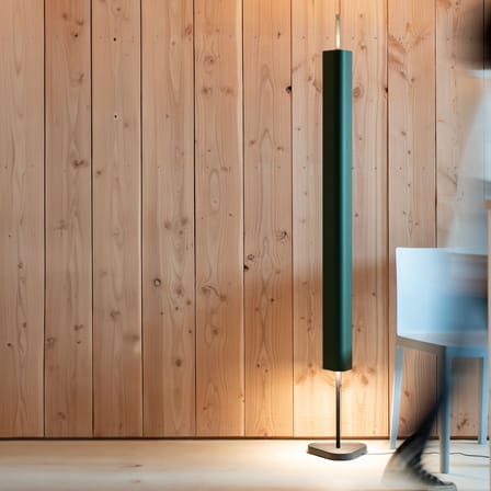 Lampadaire Emi métal vert / Erwan Bouroullec , 2023 - Flos