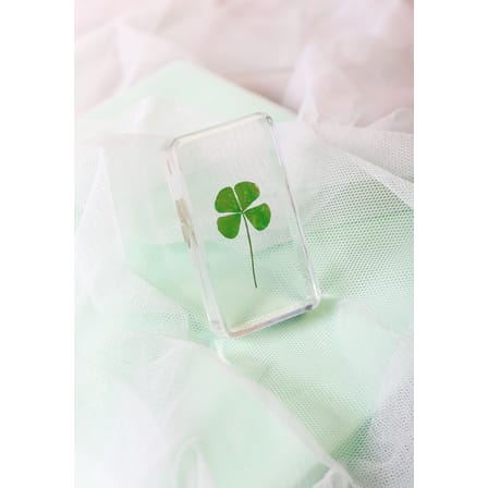 Presse-papier Cube Lucky Clover plastique transparent / Résine et trèfle véritable - 7.5 x 4 x 1 cm - & klevering