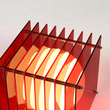 Lampe de table Lop Small Square plastique rouge / Lauréat Archiproducts Design Award - BANG