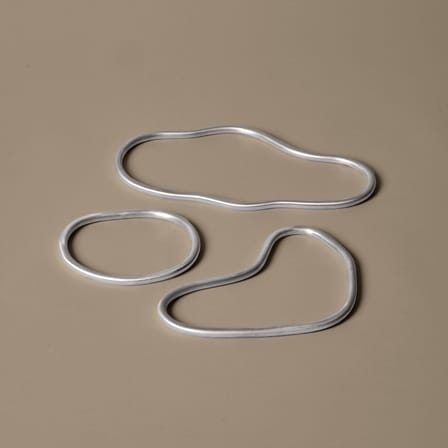 Topfuntersetzer Pond metall silber / Set aus 3 Ringen - Ferm Living