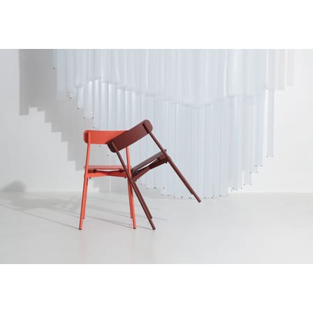 Chaise empilable Fromme métal rouge / Aluminium - Petite Friture