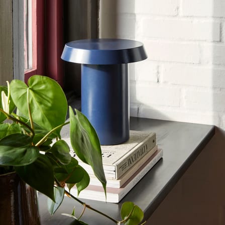 Lampe de table Keen LED métal bleu - HÜBSCH