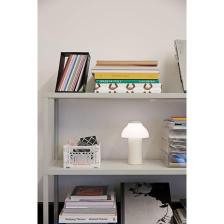 Lampe extérieur sans fil rechargeable PC Portable plastique beige blanc / Pierre Charpin - Hay