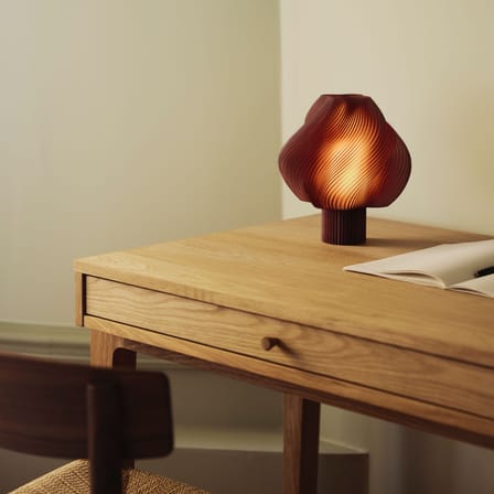 Lampe sans fil rechargeable Soft Serve rouge - CRÈME ATELIER