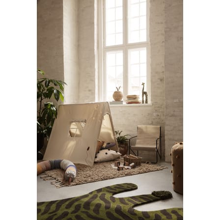 Kinderzelt Coccinelle textil weiß / Stoff & Holz - Zusammenklappbar - Ferm Living