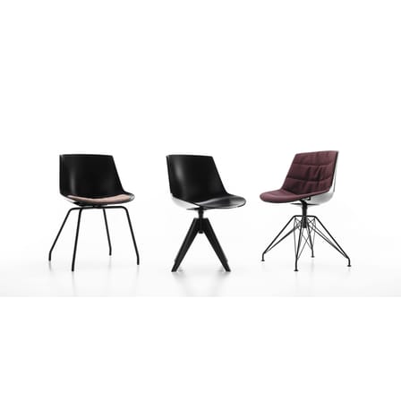 Chaise pivotante Flow plastique noir / 4 pieds VN acier - MDF Italia