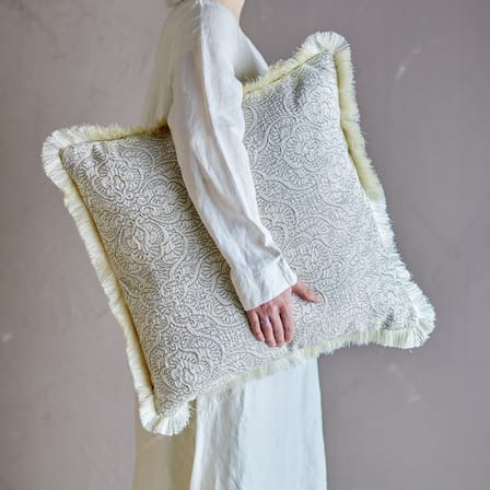 Coussin Cabrie tissu blanc / Brodé - 50 x 50 cm - Bloomingville