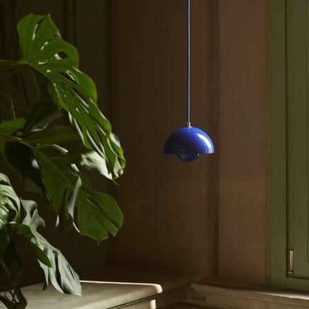 Suspension Flowerpot VP10 métal bleu / Ø16 cm - By Verner Panton, 1969 - &tradition