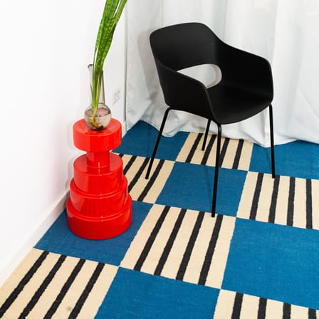 Tappeto Blue Paradoxe tessuto blu / 210 x 140 cm - Lana - COLORTHERAPIS