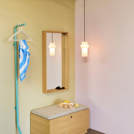 Suspension Pilule Pendule Up verre blanc / Ø 15 x H 25 cm - HÜBSCH