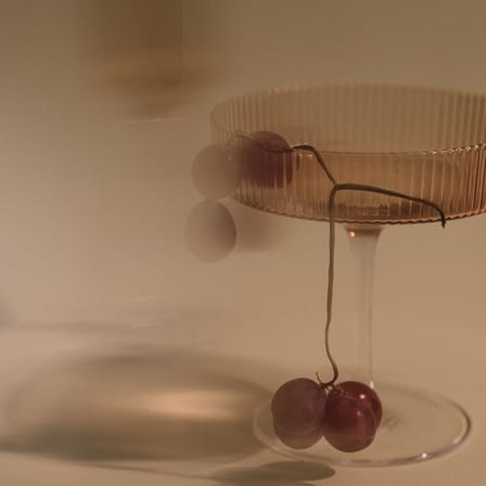 Set de 2 coupes à champagne Ripple verre rose - Ferm Living