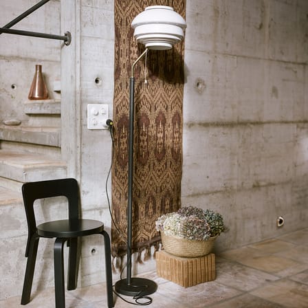 Lampadaire A808 métal blanc / Alvar Aalto, 1955 - ARTEK