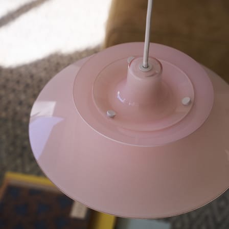 Suspension PH 5 Opal plastique rose / Ø 32 cm - Réédition 1958 - Louis Poulsen