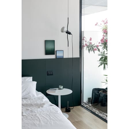 Table d'appoint Push the Button matériau composite blanc / Hauteur réglable - Ø 50 x H 50 à 73 cm / Fenix-NTM® - Kristalia