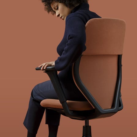 Fauteuil à roulettes ACX Mesh tissu orange / Dossier résille - Vitra