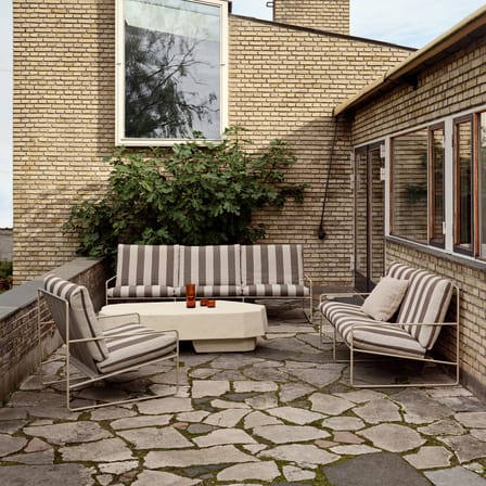 Fauteuil rembourré Desert tissu blanc - Ferm Living