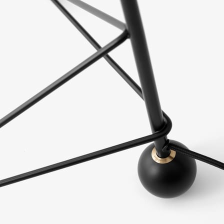Lampe de table Tripod HM9 métal noir / Modèle de 1953 - Orientable - &tradition
