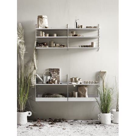 Etagère OUTDOOR métal perforé / Rebord haut - L 58 x P 30 cm - String Furniture