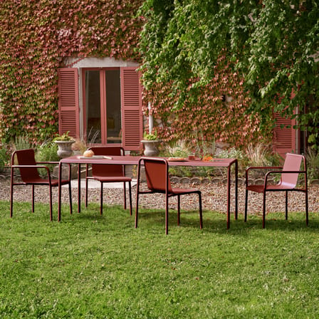 Chaise empilable Panorama métal rouge  / Seconde vie - TIPTOE
