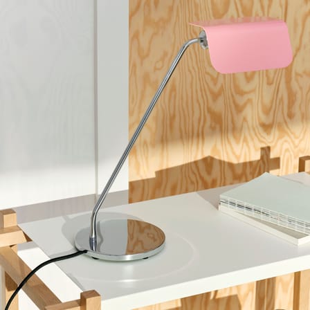 Lampe de table Apex métal rose / Orientable - Hay