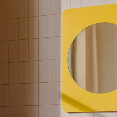 Specchio murale Aku legno giallo / L 70 x H 90 cm - NOO.MA