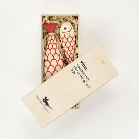 Decorazione Wooden Dolls - Mother Fish & Child legno rosso / By Alexander Girard, 1952 - Vitra