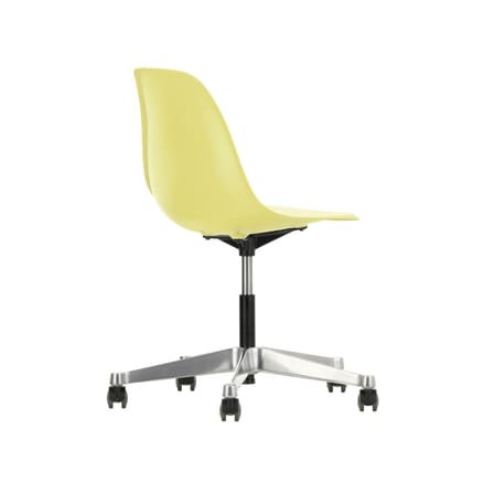 Chaise à roulettes RE PSCC - Eames Plastic Side Chair plastique jaune / (1950) - Recyclé - Vitra