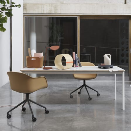 Lampe de table Leaf LED métal orange - Muuto
