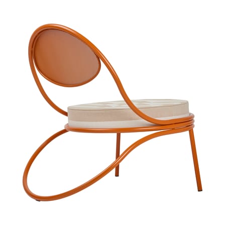 Fauteuil rembourré Copacabana métal orange / Mathieu Matégot, 1955 / Seconde vie - Gubi