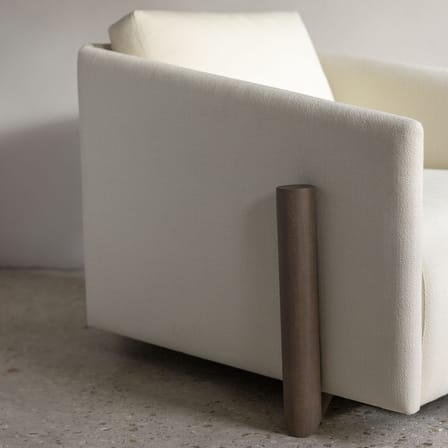 Fauteuil rembourré Timber tissu beige - KANN DESIGN