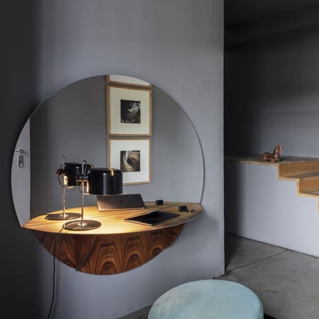 Miroir mural Brame verre bois or / Console - Plateau rabattable - Ø 150 x P 47 cm - Mogg