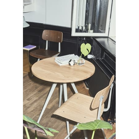 Chaise Result beige bois naturel / Réédition 1958 - Hay