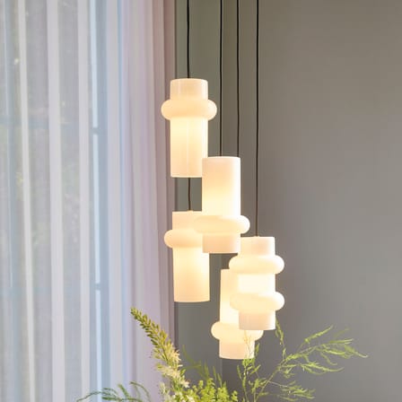 Suspension Pilule Pendule Down verre blanc / Ø 15 x H 25 cm - HÜBSCH