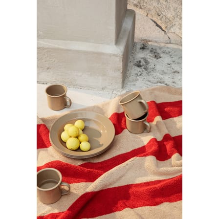Yard Picnic Tableware set metal beige / Set of 8 metal pieces - Ferm Living