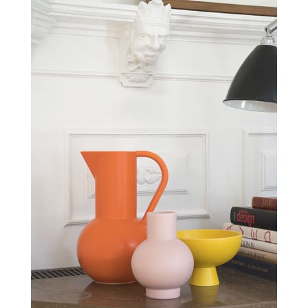 Vase Strøm Small céramique bleu / H 16 cm - Fait main / Nicholai Wiig-Hansen, 2016 - raawii