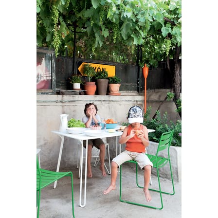 Chaise empilable Surprising métal vert gris - Fermob