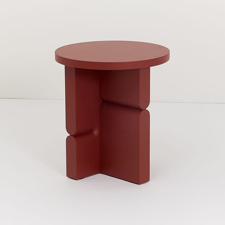 Coloured Wood Noon End table wood red / Ø 38 x H 42.5 cm - NOBODINOZ